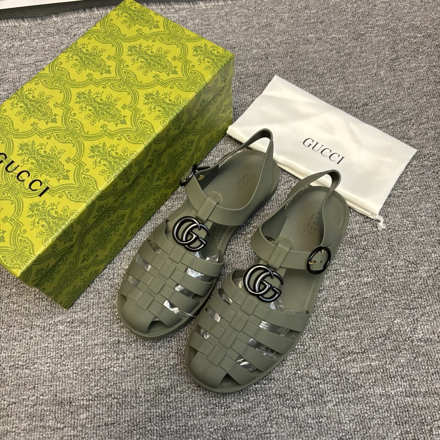 Men's shoes 260💰 [Gucci] Counter quality, top-quality original goods, real photos! Original TPU material, fine workmanship, comfortable; genuine 1:1 replica Size: 36 ~ 46